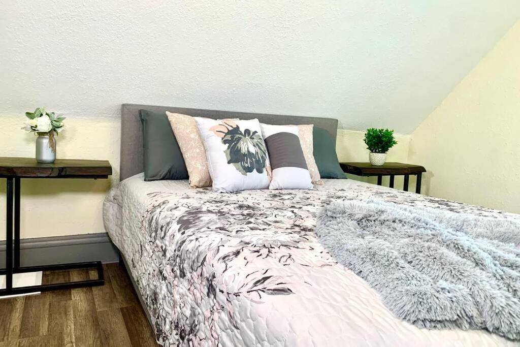 Willa 5Br Niagara Getaway Prime Location-Sleeps 10 Niagara Falls Zewnętrze zdjęcie