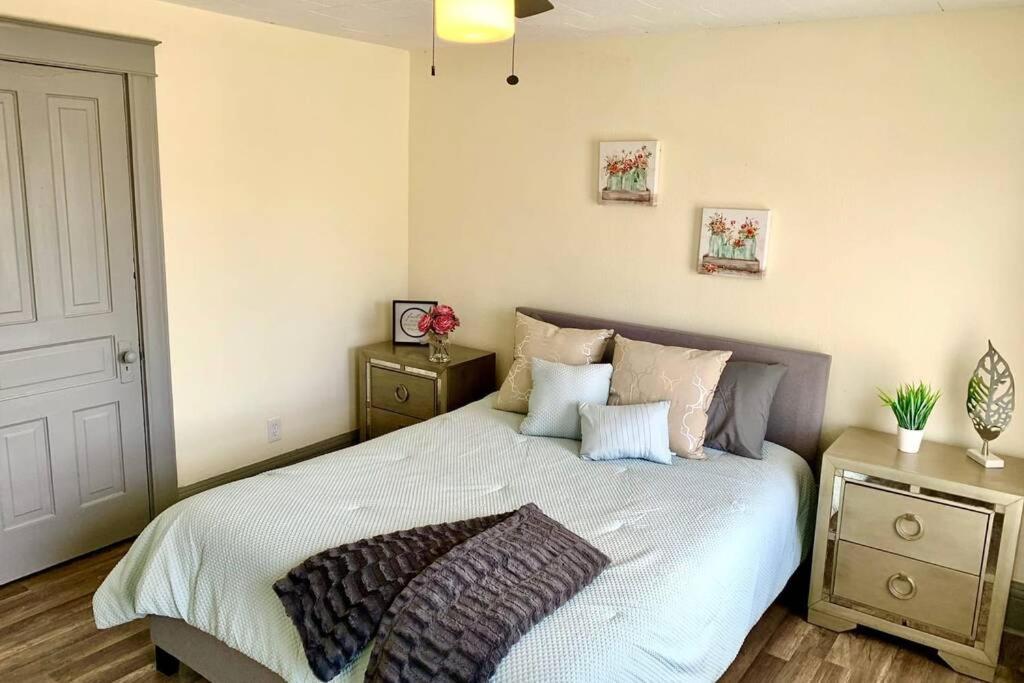 Willa 5Br Niagara Getaway Prime Location-Sleeps 10 Niagara Falls Zewnętrze zdjęcie